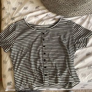 Black and white shirt w fake buttons